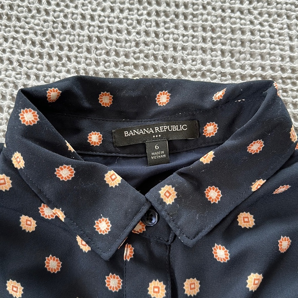 Banana Republic Belted Polka Dot Shirt Dress – Navy/Orange – Size 6 - Picture 6 of 7